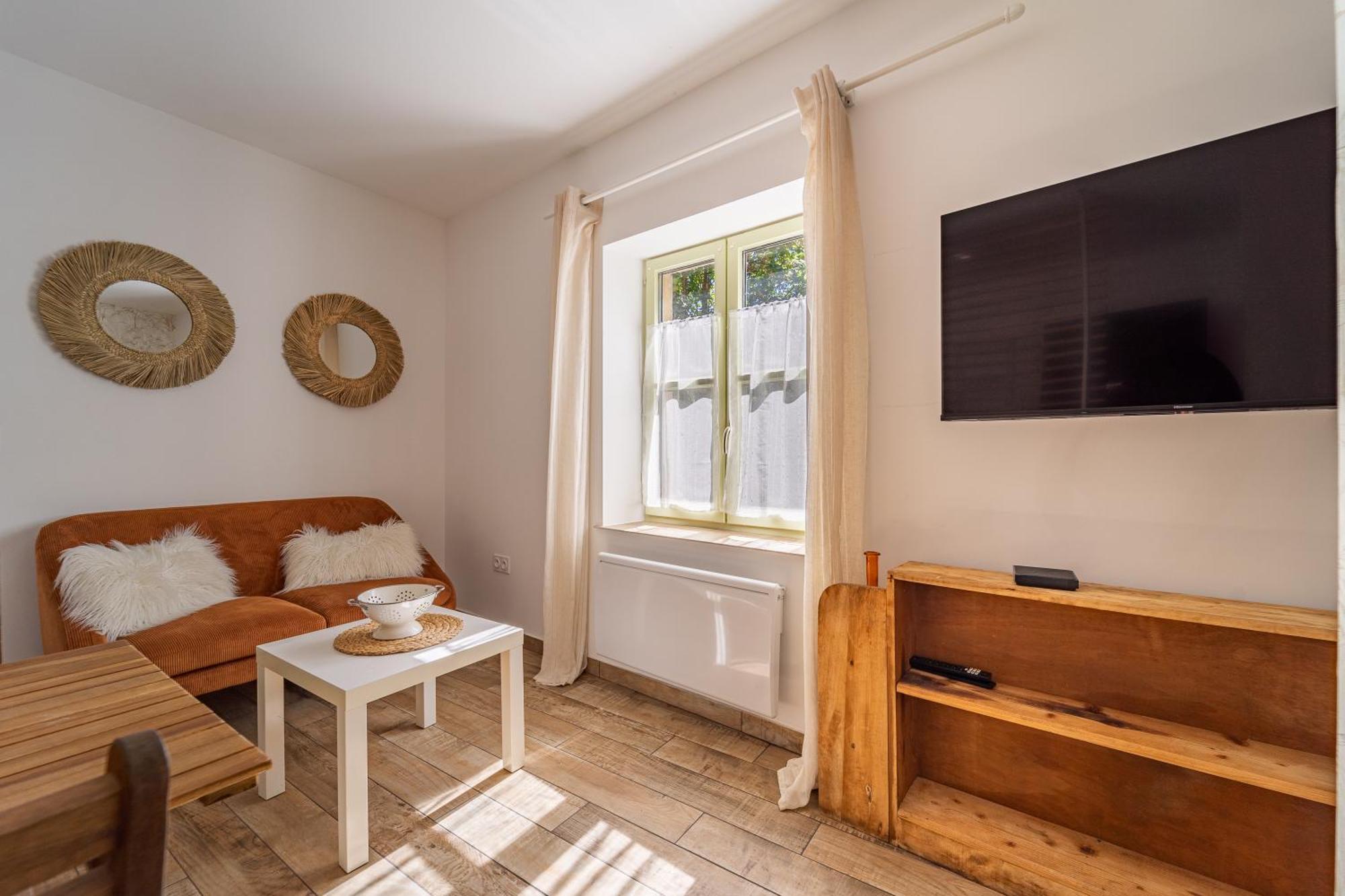 Cosy Room'S Frontonas Exteriör bild